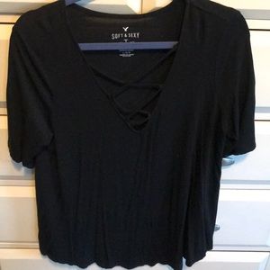 Criss cross American Eagle v neck